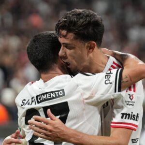 906daki golu anlatti rafaya verdim kalitesini konusturdu pvIeavzT