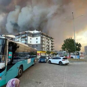 canakkalede orman yangini panige neden oldu Oad6iqFp