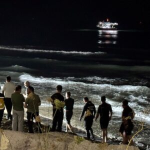 mevsimlik tarim iscileri dalgalara kapildi biri kurtarildi digeri araniyor QPbb7HDr
