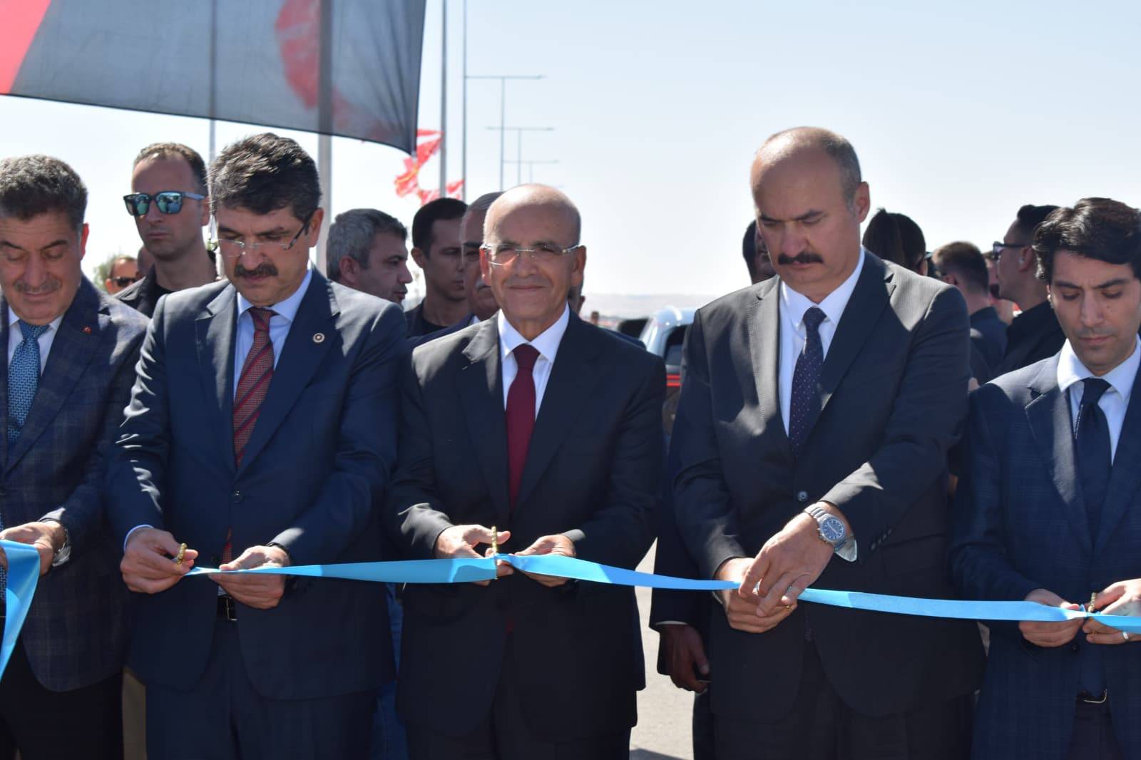 hazine ve maliye bakani simsek batmanimiz muhtemelen 7 ila 10 yil icerisinde buyuksehir olacak uS28cSK3