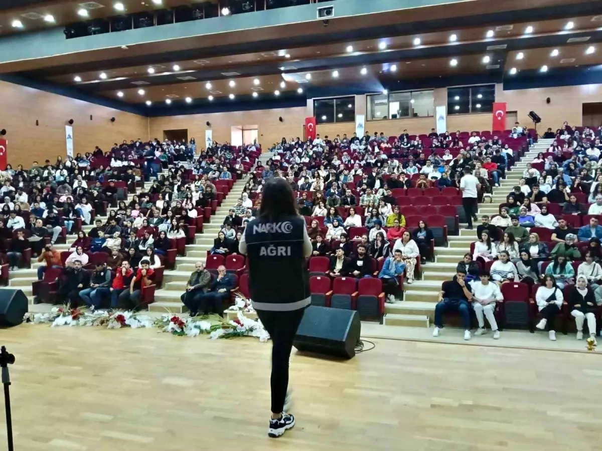 agrida emniyet mudurlugu ogrencileri bilgilendirdi eWFRlZJt