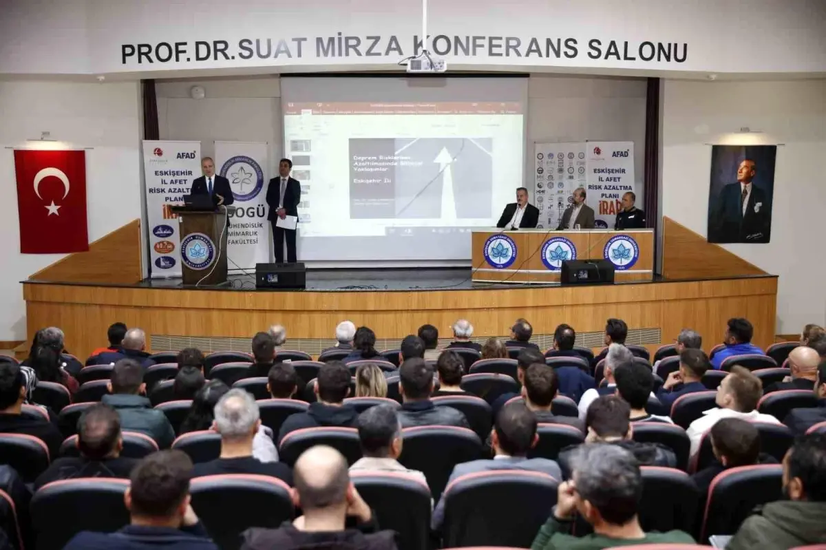 eskisehirde afet risklerinin azaltilmasi paneli gerceklestirildi YzmavySb.jpg