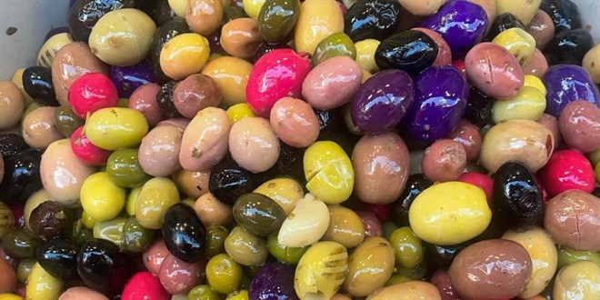 kari kocanin zeytin kavgasindan osmanli karisimi cikti 15BNRxuH.jpg