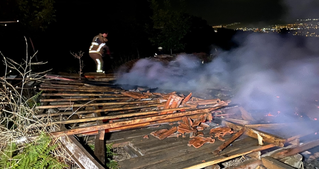 tarladaki baraka kule dondu RHJ7rskI