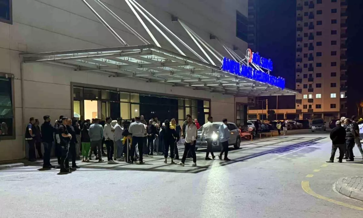 tarsusta dugun onunde tabanca ile ates acildi huct7h49.jpg