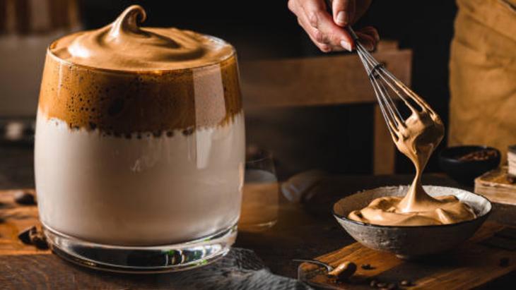 2ye 2 yapin cirpilmis kahvenin sirri suda 5 dakika kabartip 1 ay dondurucuda saklayin 6s6cTdTU.jpg