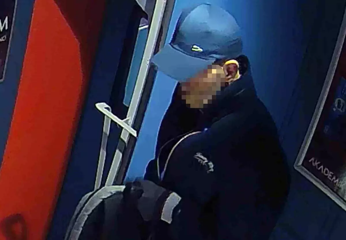 istanbulda yabanci dil kursuna hirsizlik 300 bin liralik elektronik esya calindi TIdJ5fGe.jpg